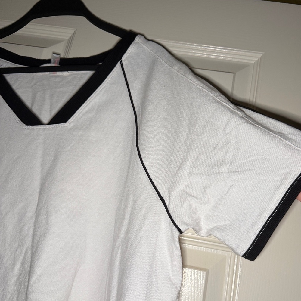 NWOT FP movement Baseline Solid Tee - image 9